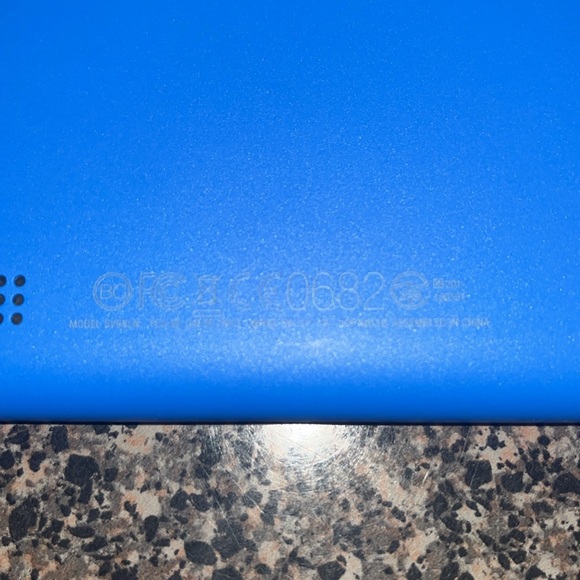 Kindle Fire Color 5th Generation - Picture 4 of 4
